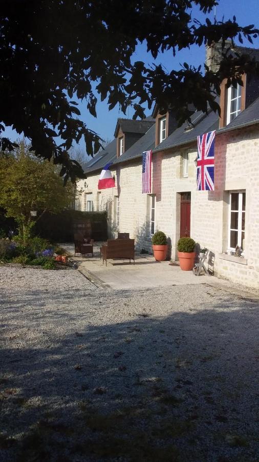 Chambre De Rose - Le Refuge Des Parachutistes - En Bordure Du Marais Neuville-au-Plain Buitenkant foto